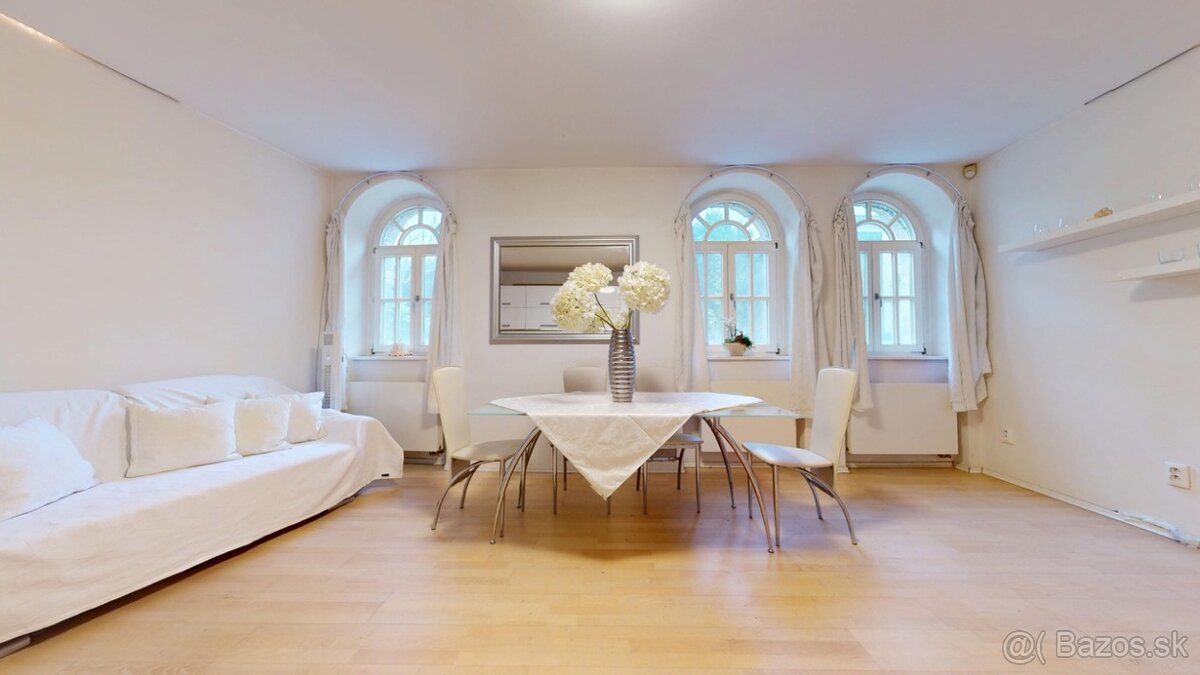 Unikátny staromestský byt 75m, ul. Palisády, top INVESTÍCIA - 2