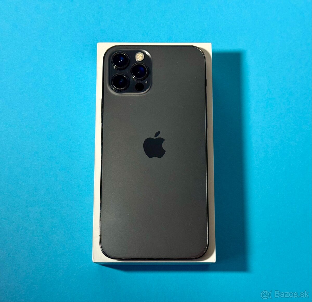 Apple iPhone 12 Pro, 128GB, Graphite - 2