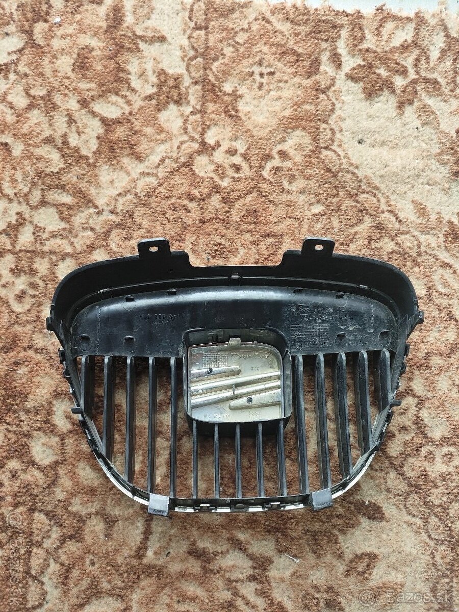 Seat Ibiza maska - 2