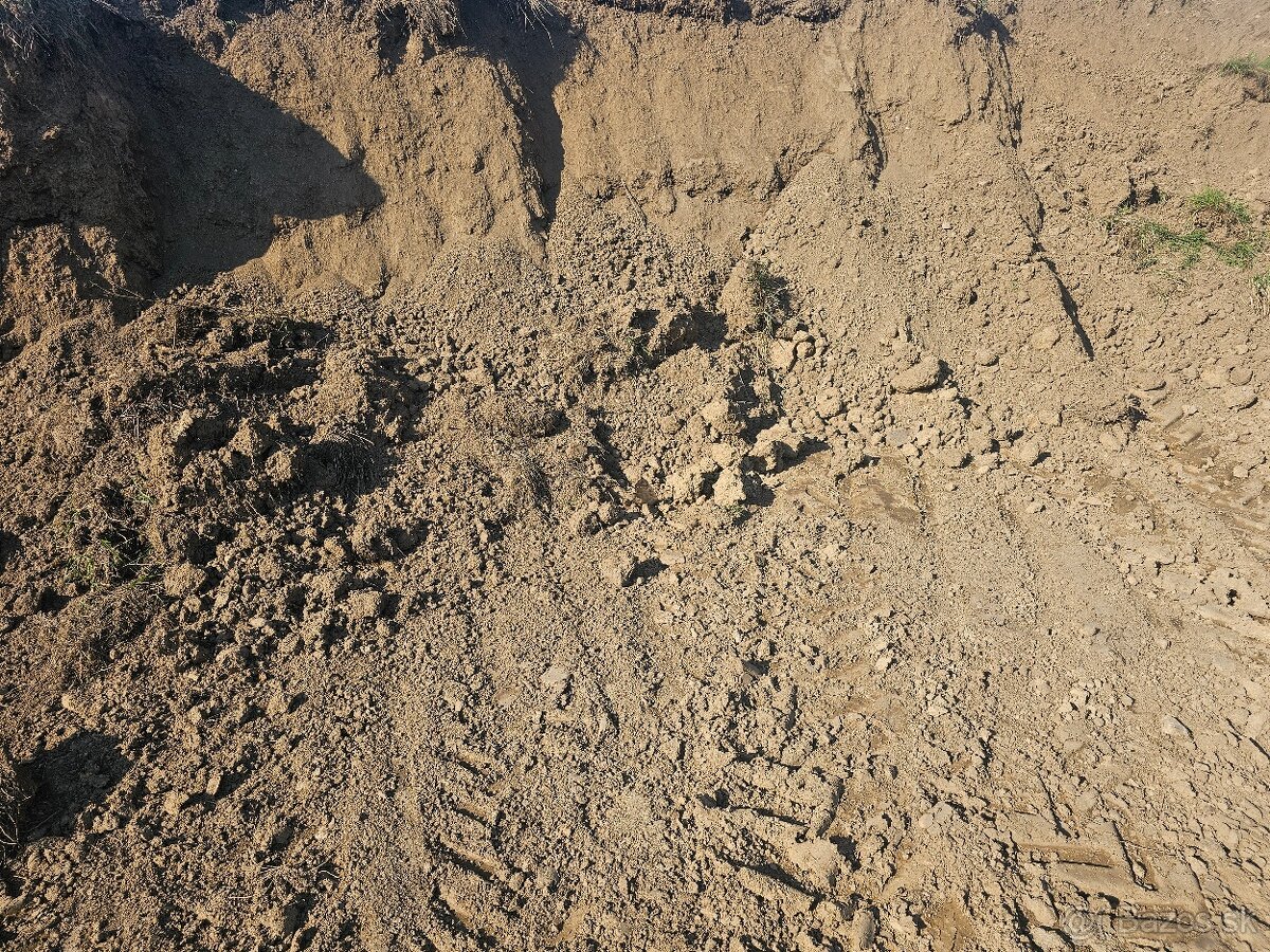 Hlina zásyp zemina ornica - 2