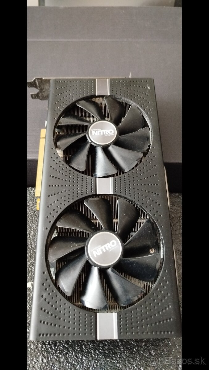 Sapphire 570 8GB Nitro - 2