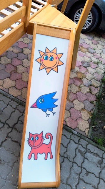 Postel so šmykľavkou - 2