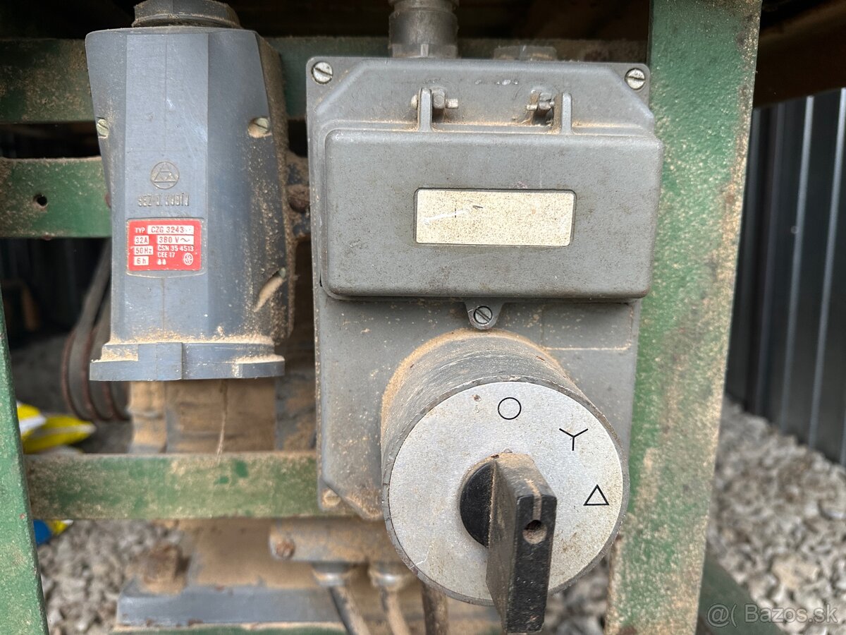 Cirkulár na drevo - 2