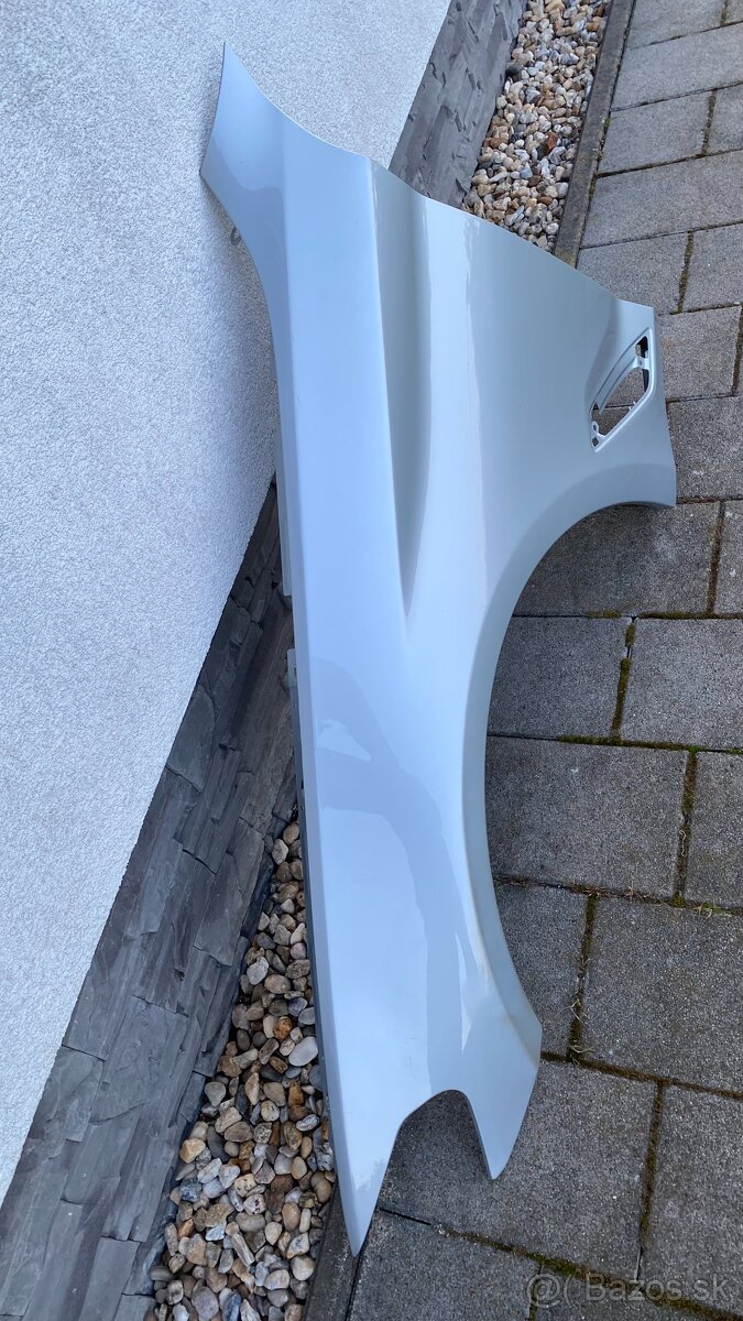 Ľavy predný blatník BMW 530 rok.v. 2018 - 2