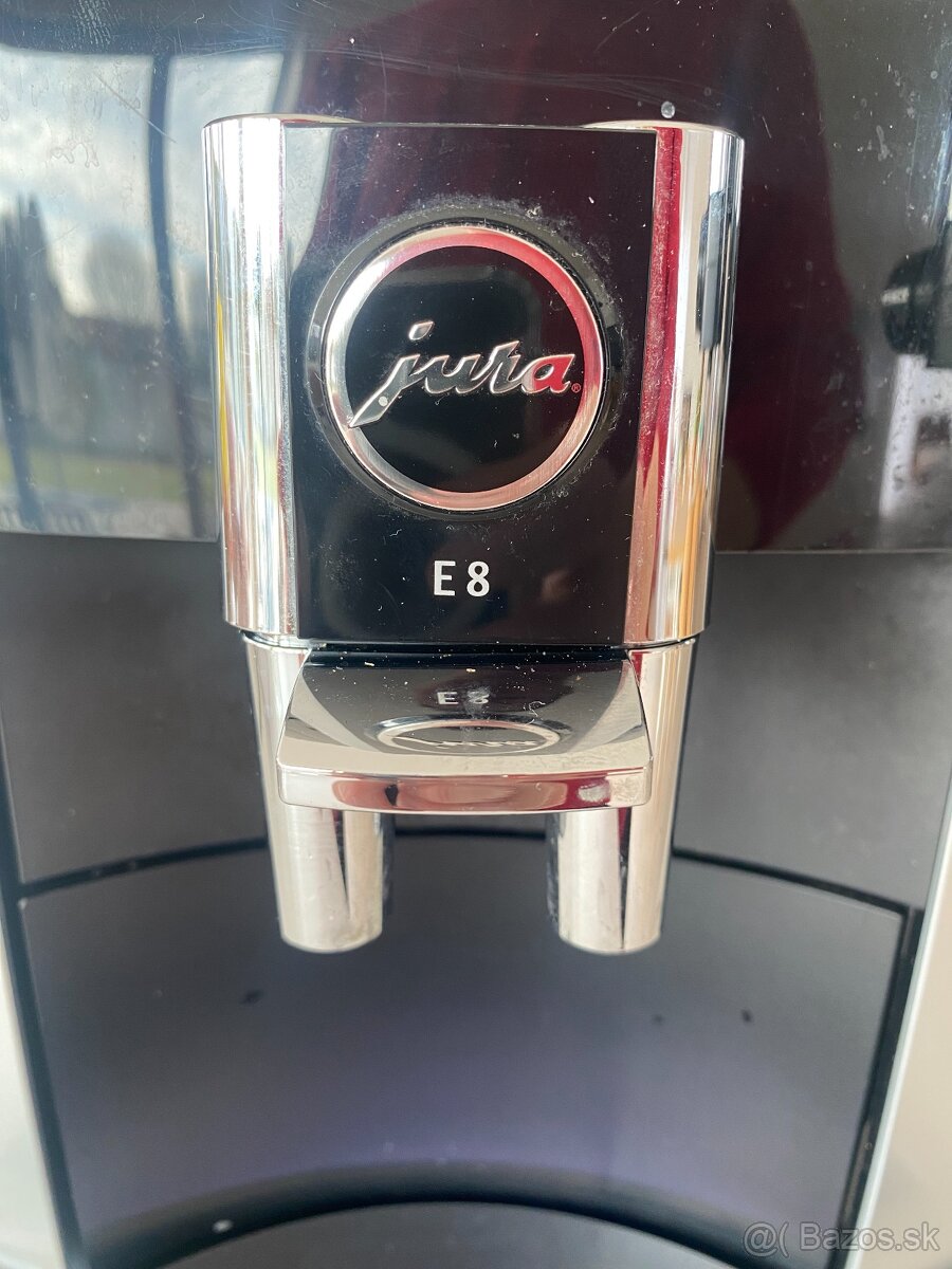 Jura E8 Platinum – plnoautomatický kávovar - 2