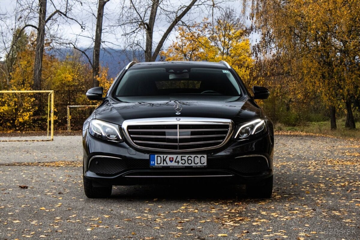 Mercedes E 400 4MATIC A/T - 2
