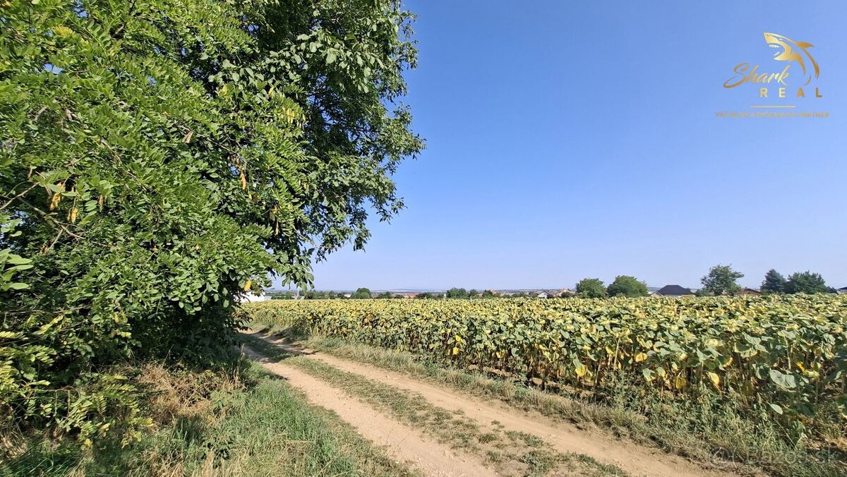 Pozemok na výstavbu rodinného domu - 2