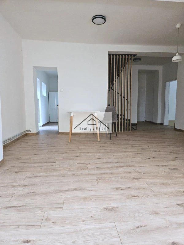 5-izbový rodinný dom v obci Bezenye-Paprét - 2