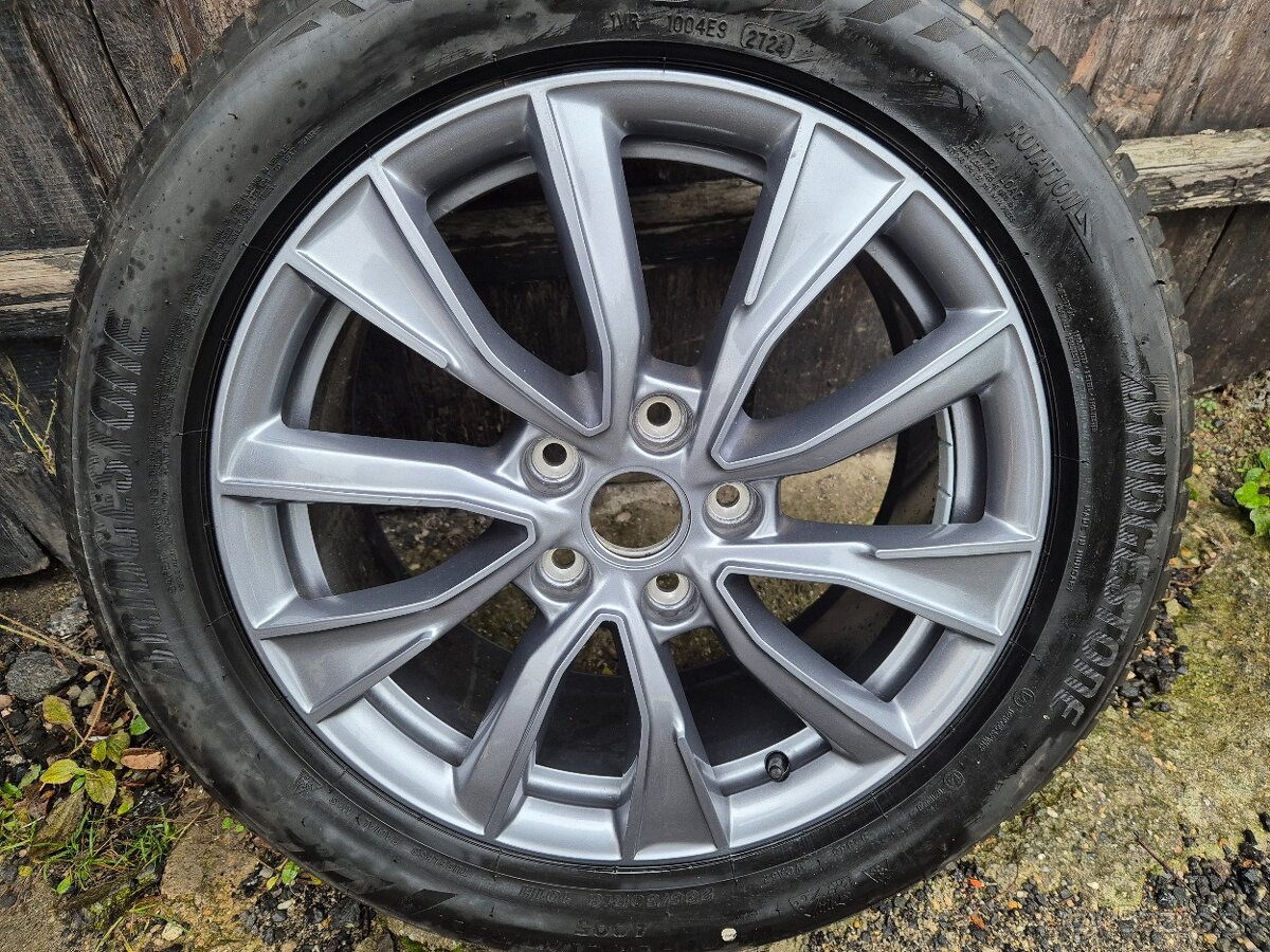 Celoroční sada Volkswagen T7 Multivan R18 - 2