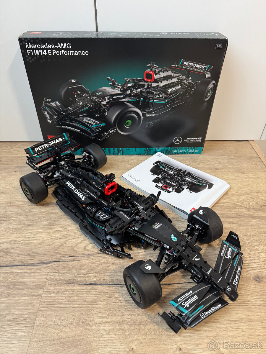 Lego Technic 42171 Mercedes-AMG F1 W14 E Performance - 2