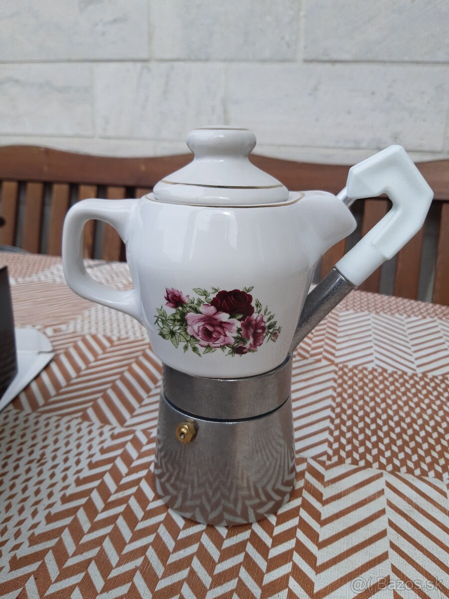Šikovný malý kávovar pre dve osoby - 2