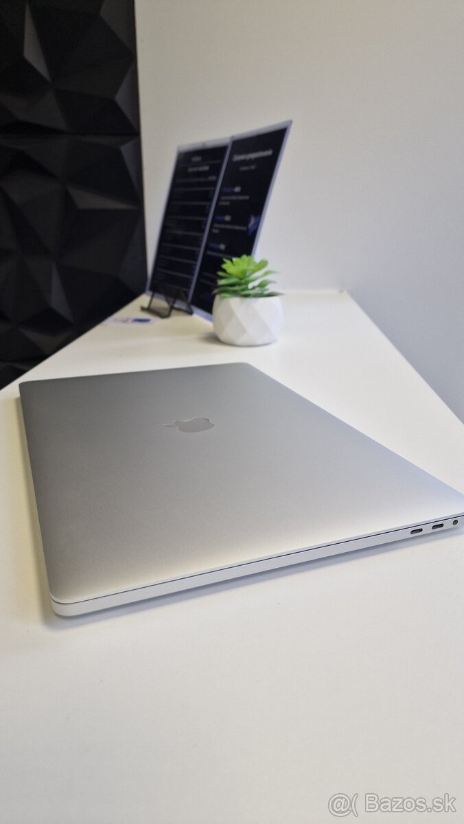 MacBook Pro 16 - 2