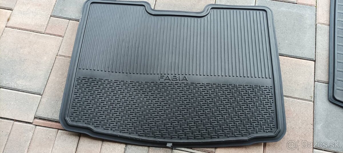 VANICKA DO KUFRA ORIGINAL SKODA FABIA RAPID - 2