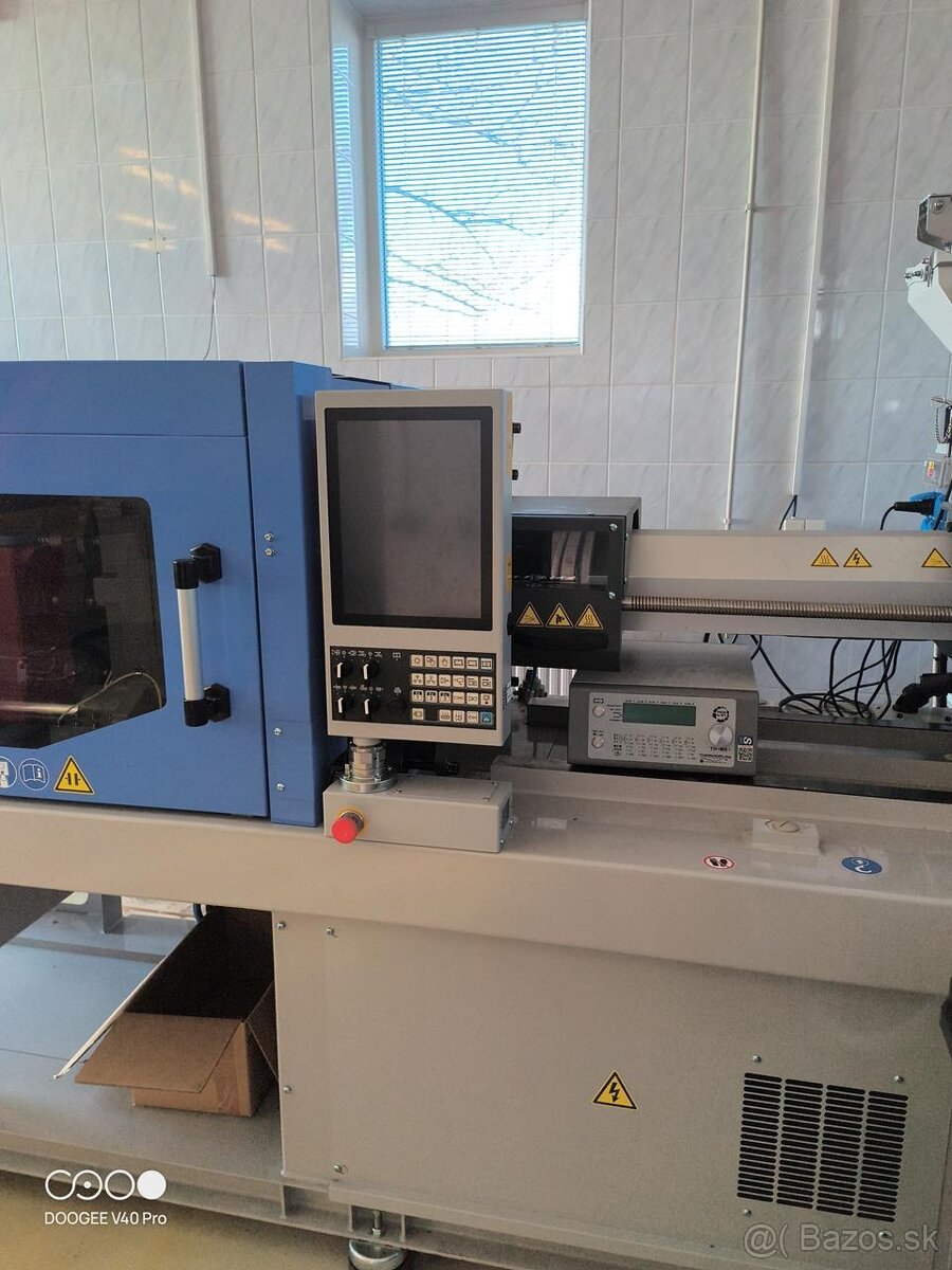 Vstřikovací lis na plasty JSW J100ADS-180U 45 - 2