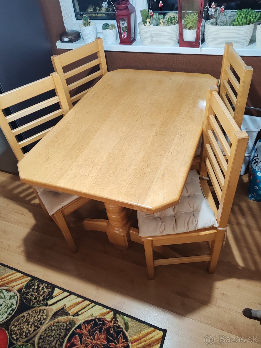 Jedálensky stôl +stoličky - 2