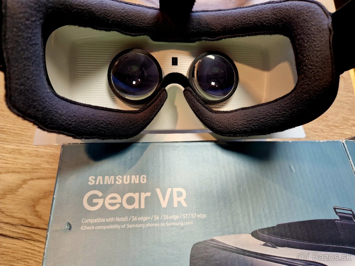 Samsung Gear VR - headset Pre virtuálnu realitu - 2