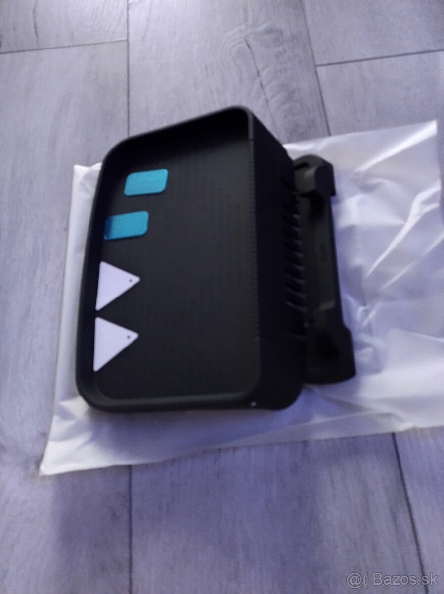 Organizér/ držiak na palubnú dosku - 2