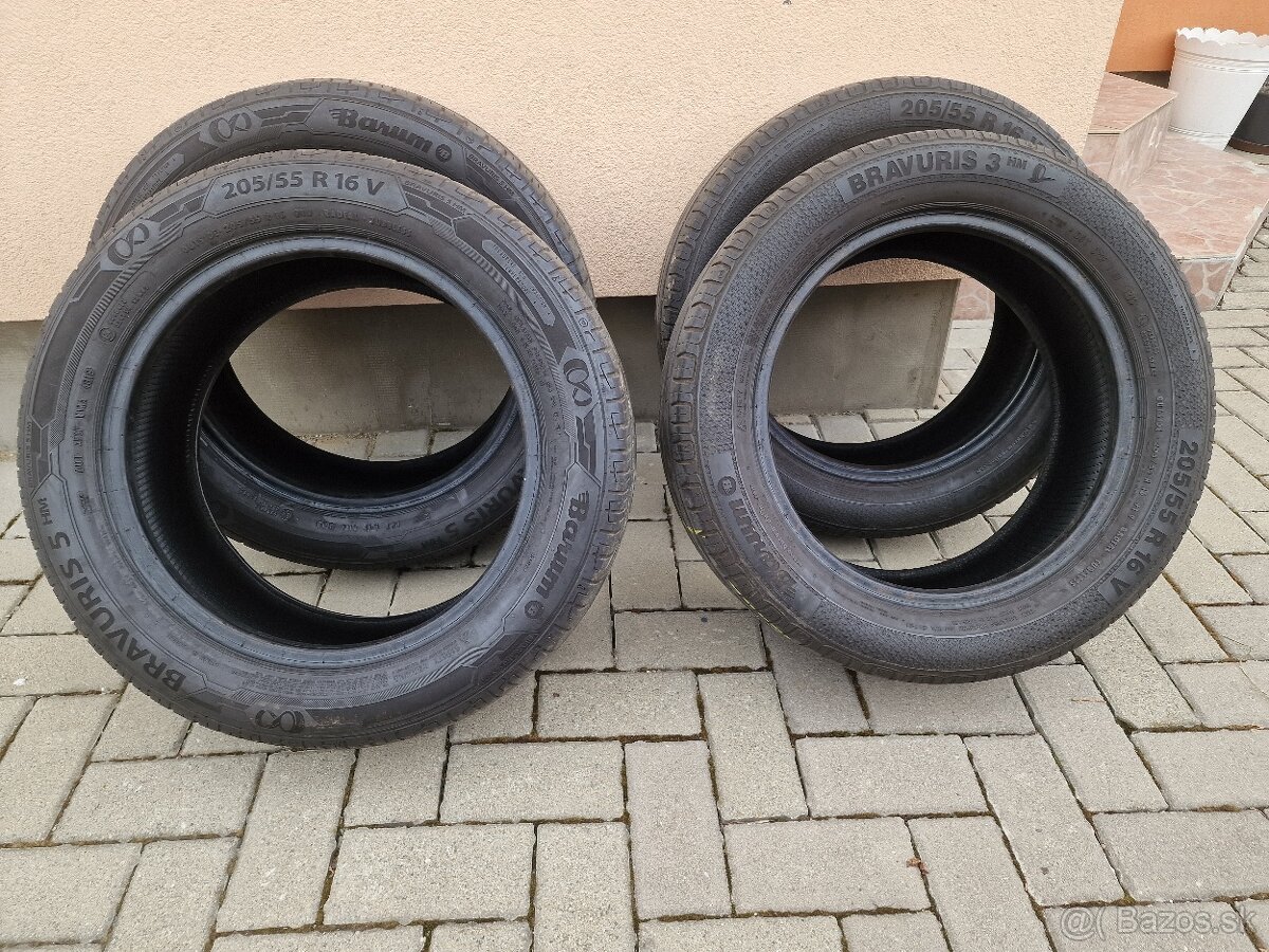 Barum Bravuris 205/55 R16 91V - 2