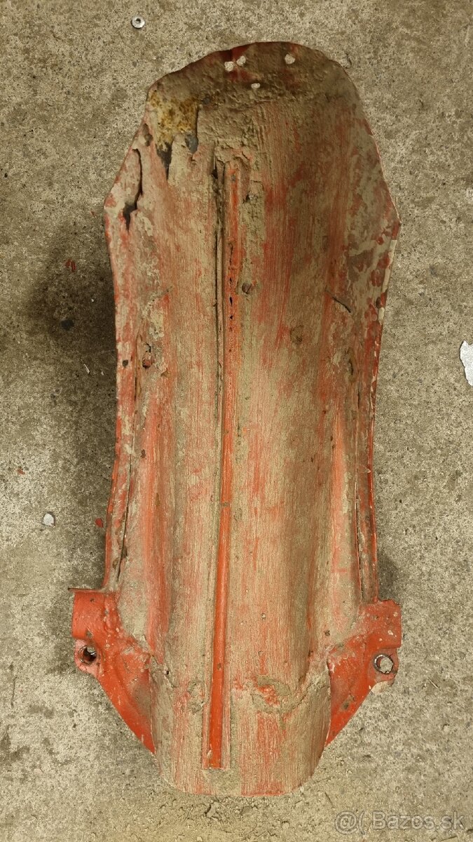 Zadny blatnik jawa 250 - 2