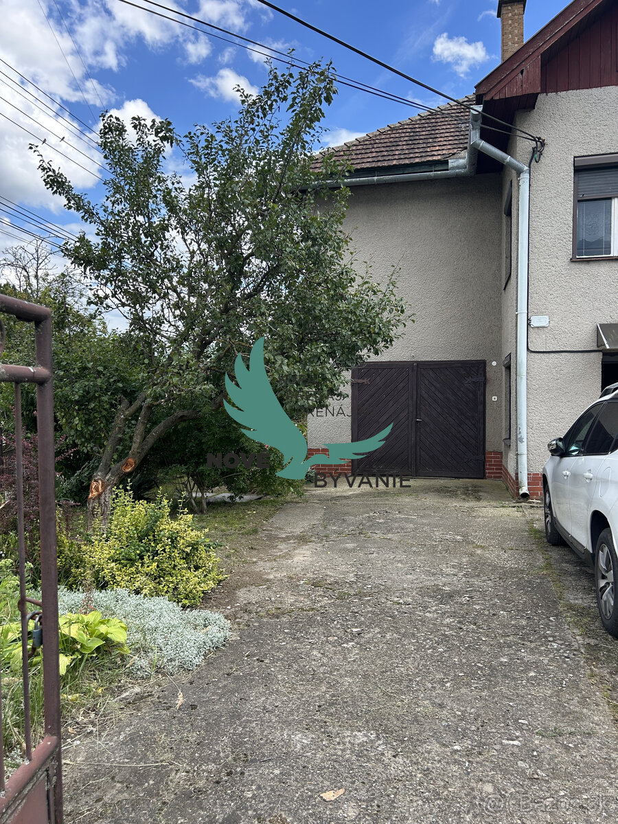 Priestranný rodinný dom s veľkou záhradou - Lopej - 2