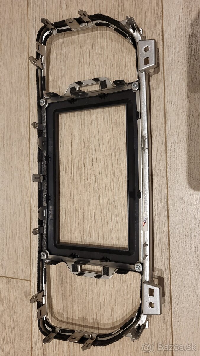 rámik autorádia r,v.2016 - 2