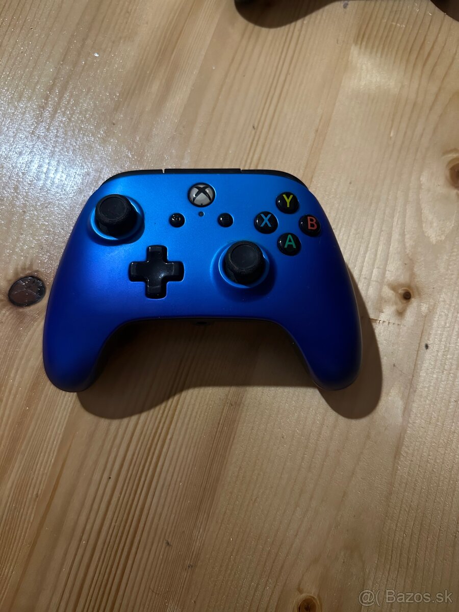 Xbox one s 1tb+hry+3 joysticky - 2