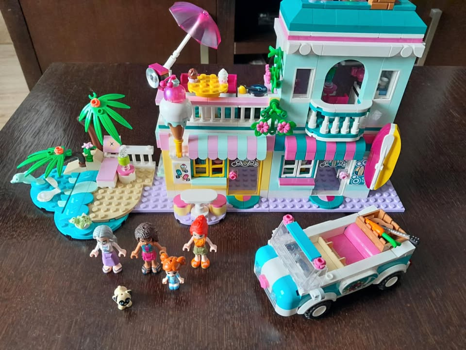 LEGO Friends Surfer na pláži : 41693 - 2
