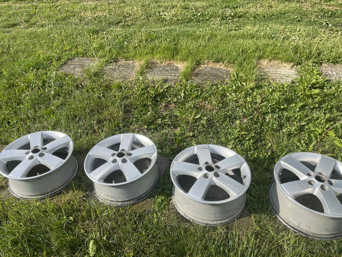 Predám na Ford/volvo R17 - 2