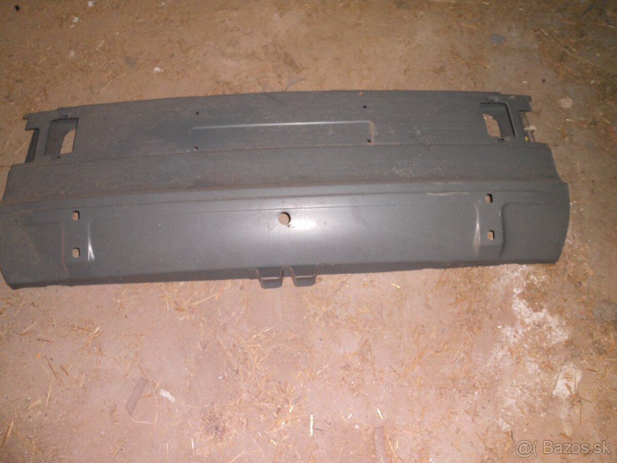 Predám na Zastava 1100 nové zadné čelo - 2