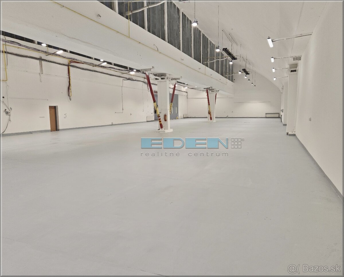 Výrobno-skladové priestory 899 m2 - 2