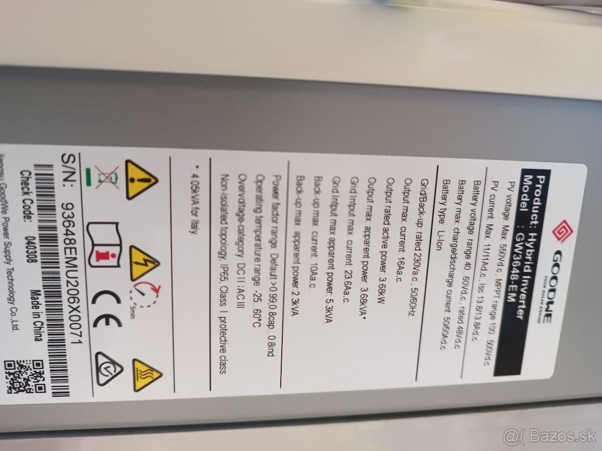 Predám hybridný menič Goodwe 3648-EM - 2