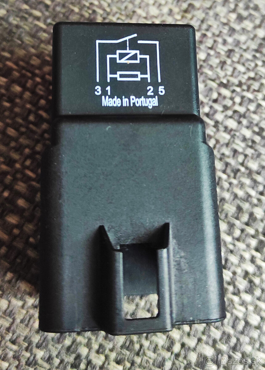 relé ventilátora chladiča na BMW - 2