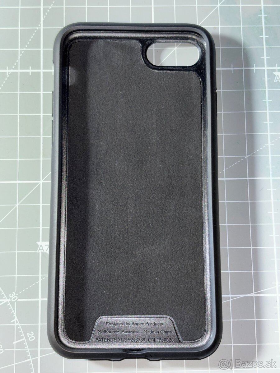 Original Kryt Quad Lock iPhone SE 2022 - 2