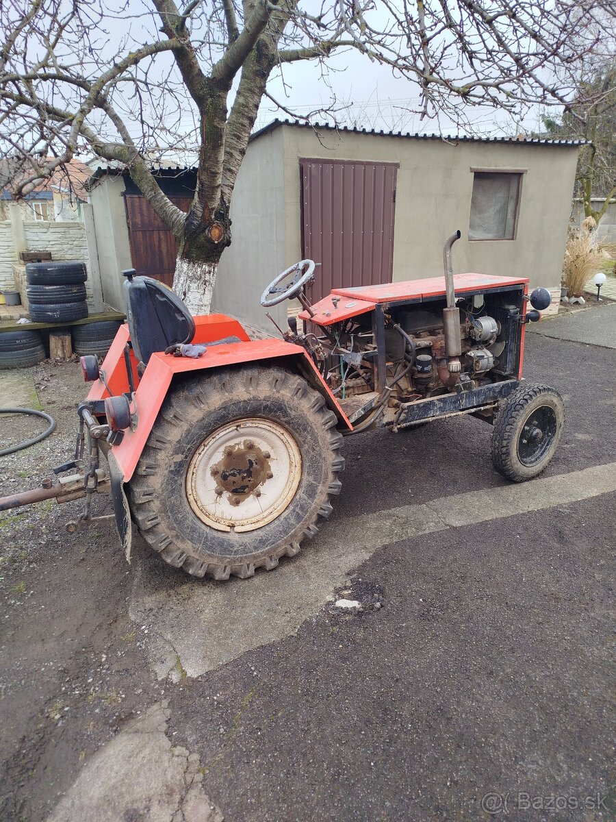 Malotraktor domacej vyroby - 2