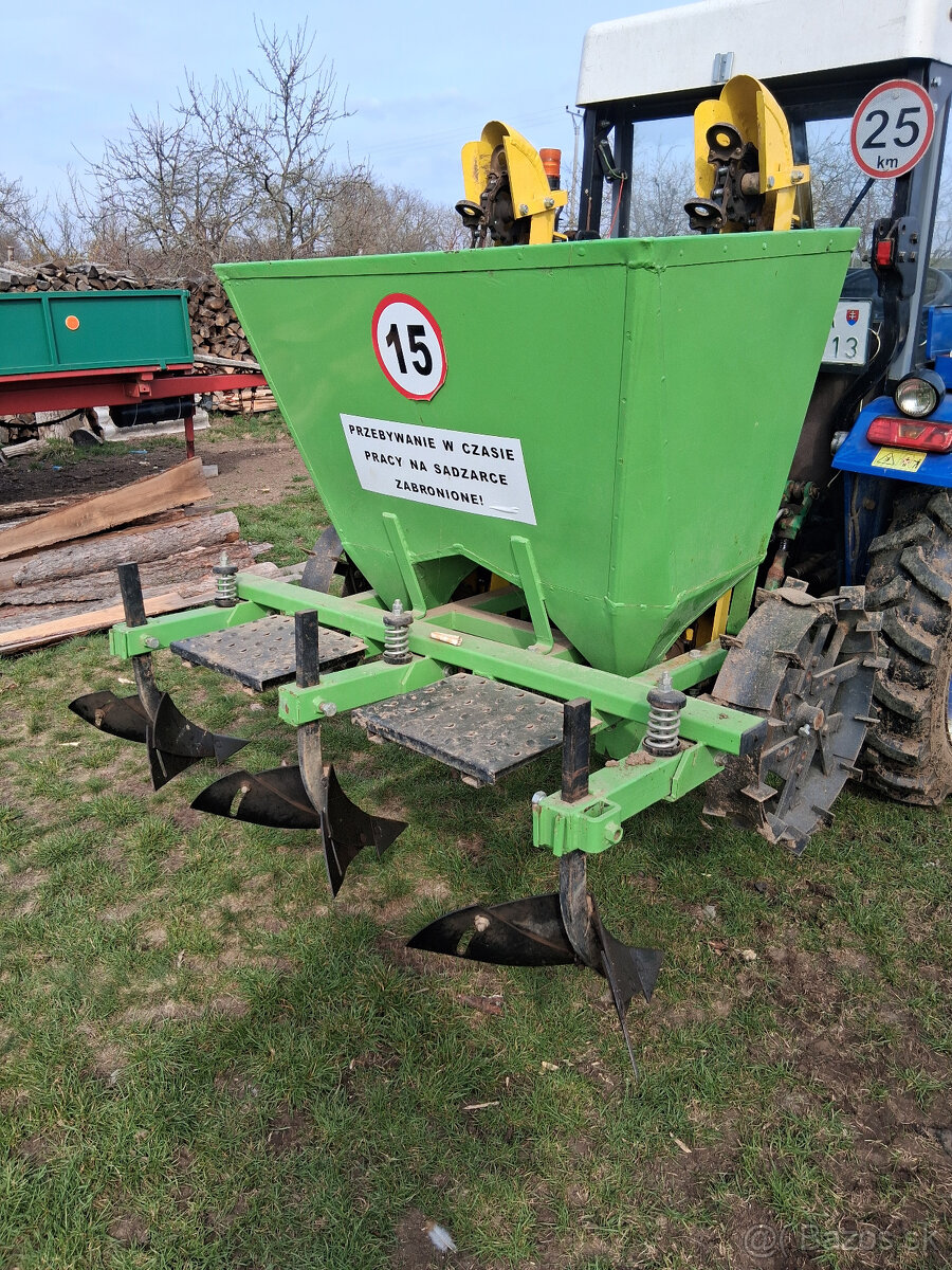 Predám sadzač zemiakov - 2