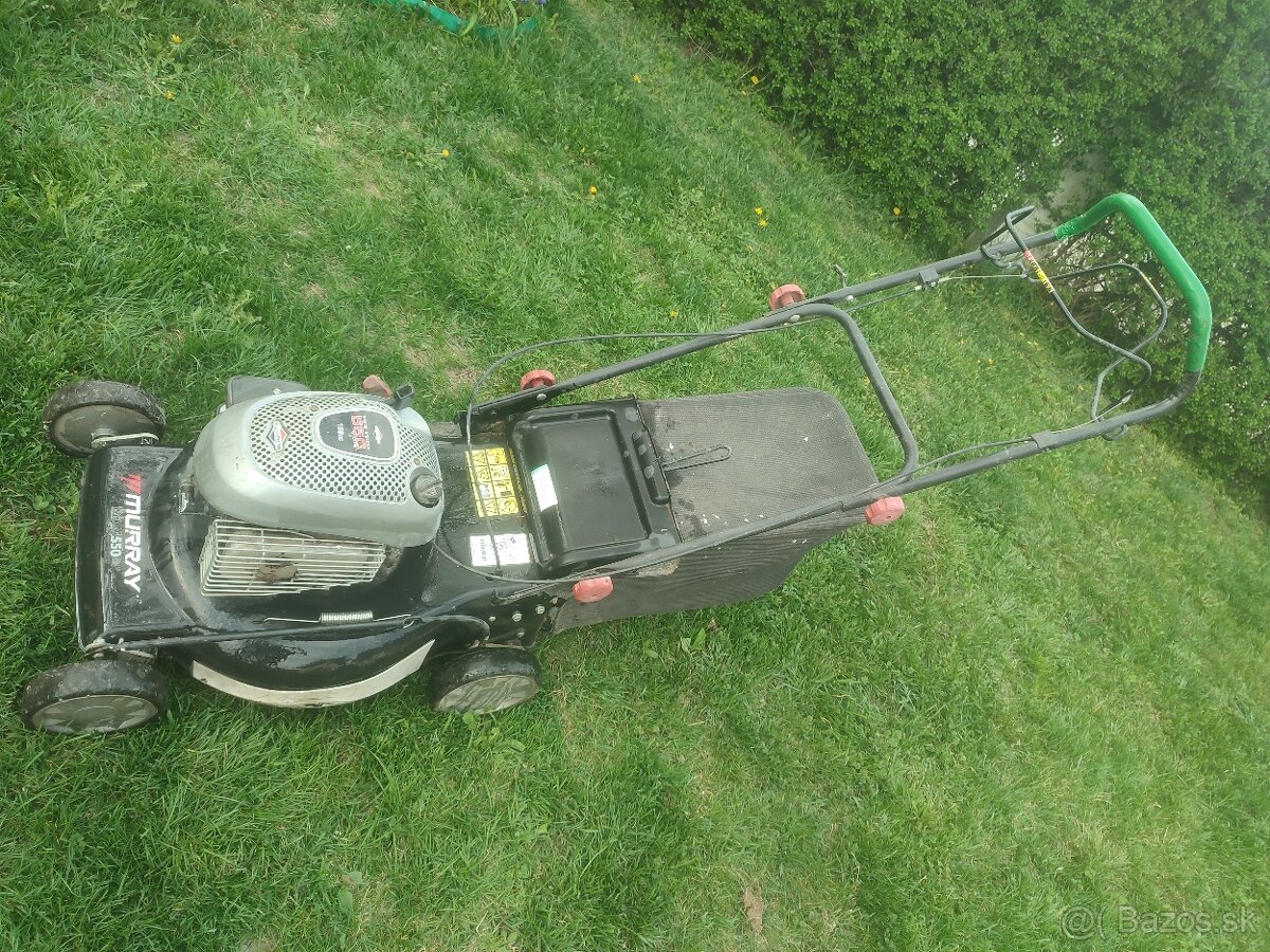 Motorová kosačka Murray - 2