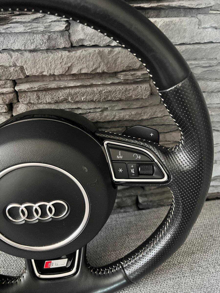 Audi volant sline - 2