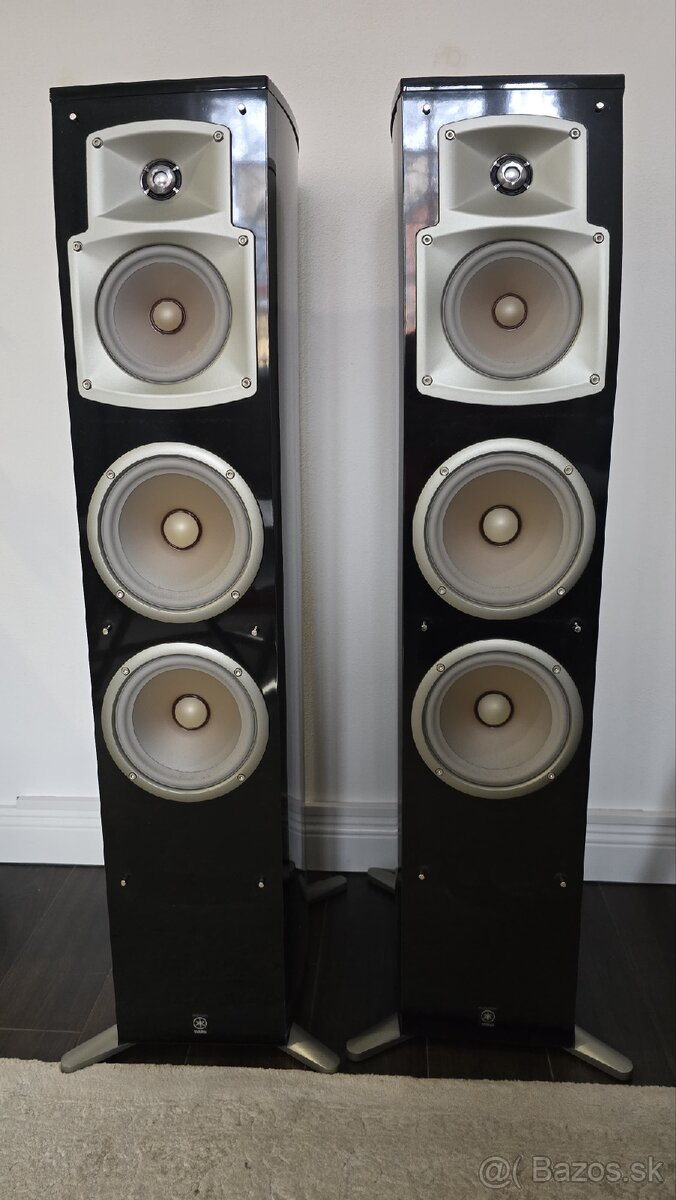 Yamaha R-N303D a NS-555 - 2