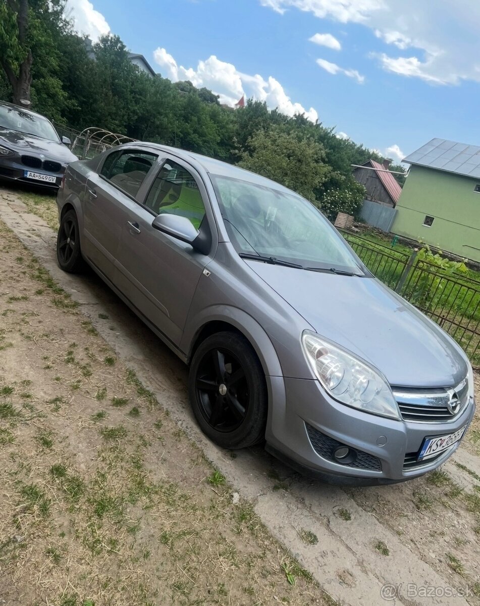 Opel astra - 2