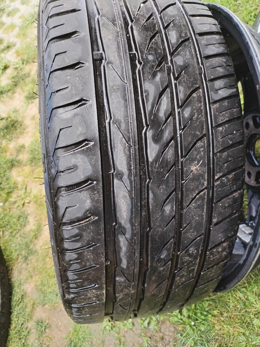 2ks zimné pneumatiky 225/40 R18 - 2