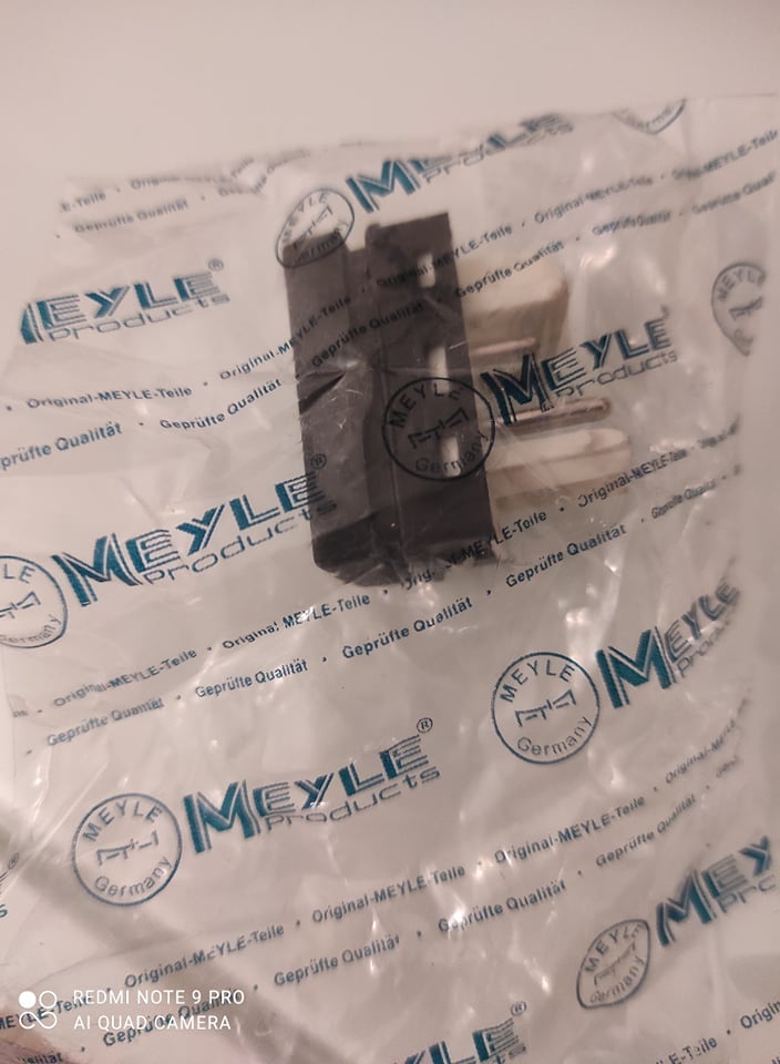 Spínač elektrického otvárania okien - 2