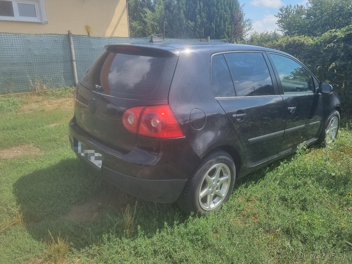 Volksvagen Golf 5 1.9TDI 77kW - 2