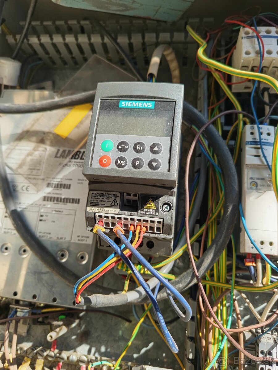 Predám elektrickú skriňu s frekvenčným meničom, ističmi) - 2