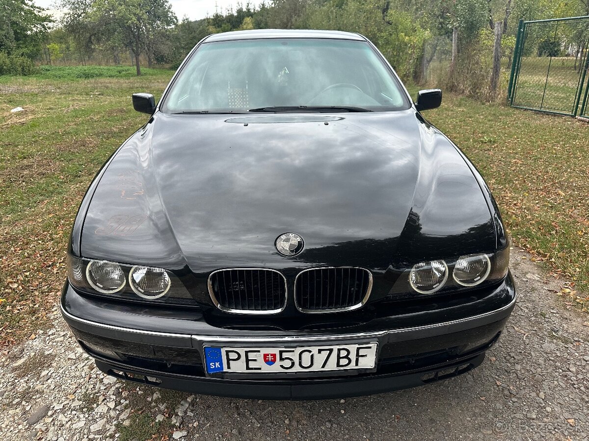 BMW 525i - 2
