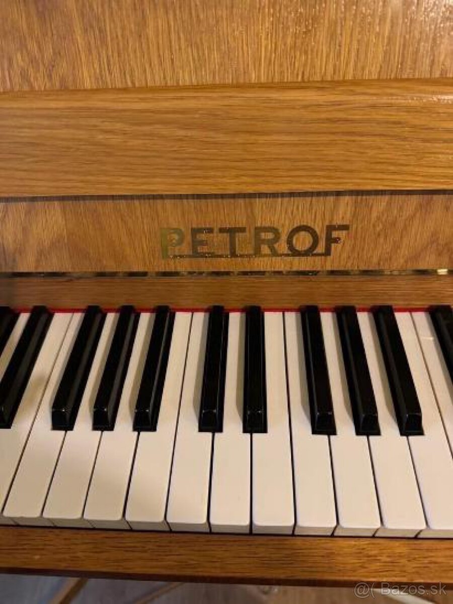 Predám klavír Petrof - 2