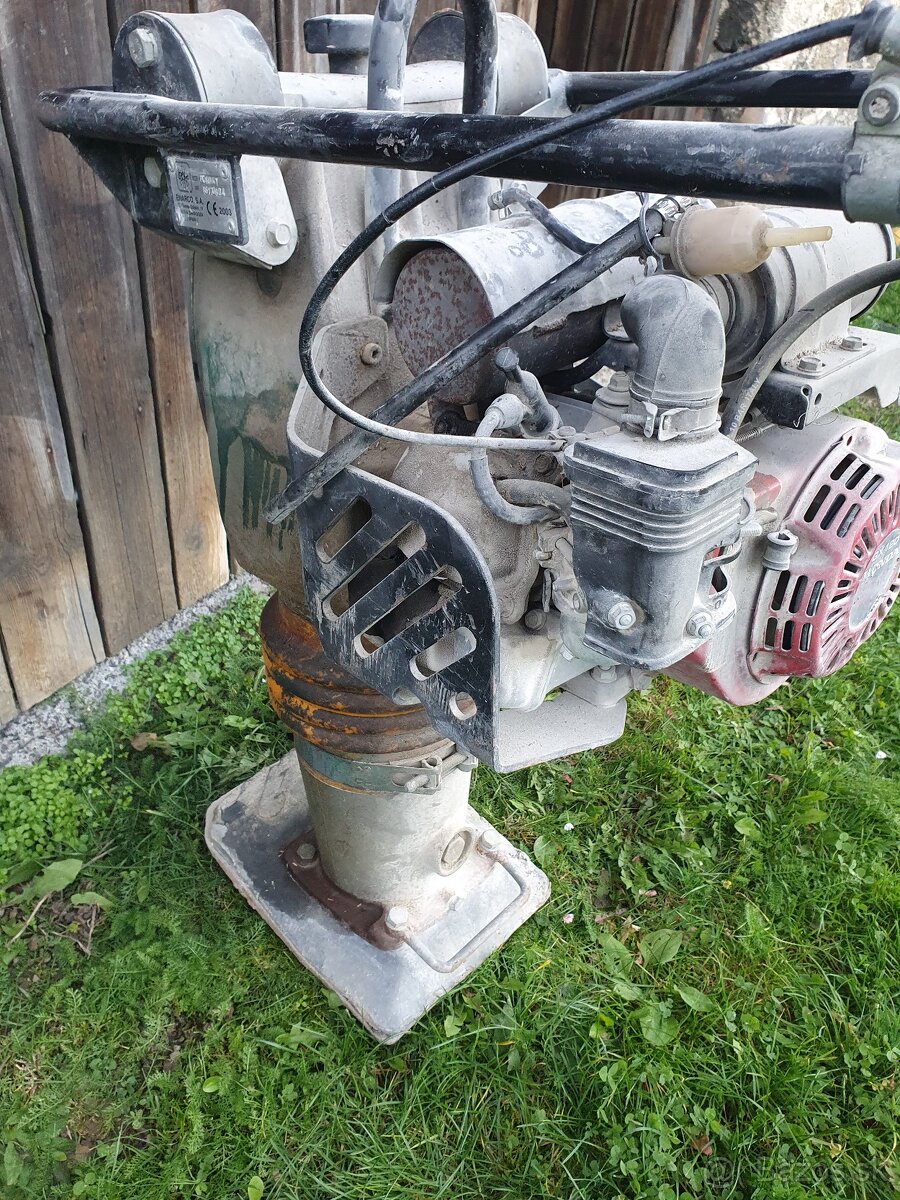 Predám vibračný pech ENARCO PC80H4T - 2