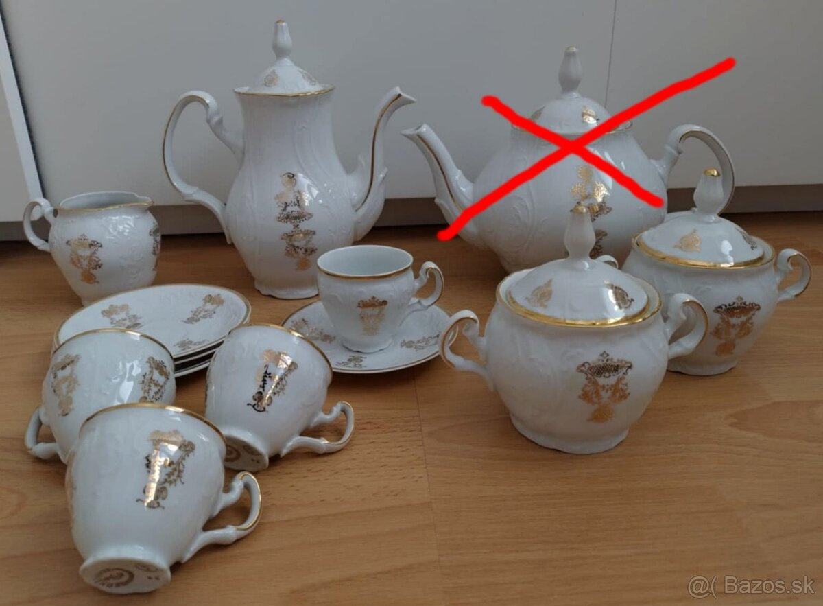 Biely porcelánový set so zlatými ornamentmi - 2