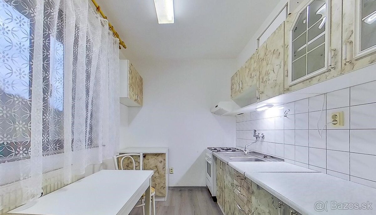Na prenájom veľký 1-izb. byt Vyšné Ružbachy - 2