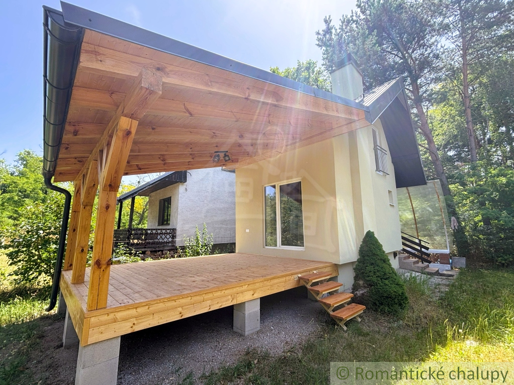 REZERVOVANÉ - Zrekonštruovaná chata pri jazere, Jakubov - 2