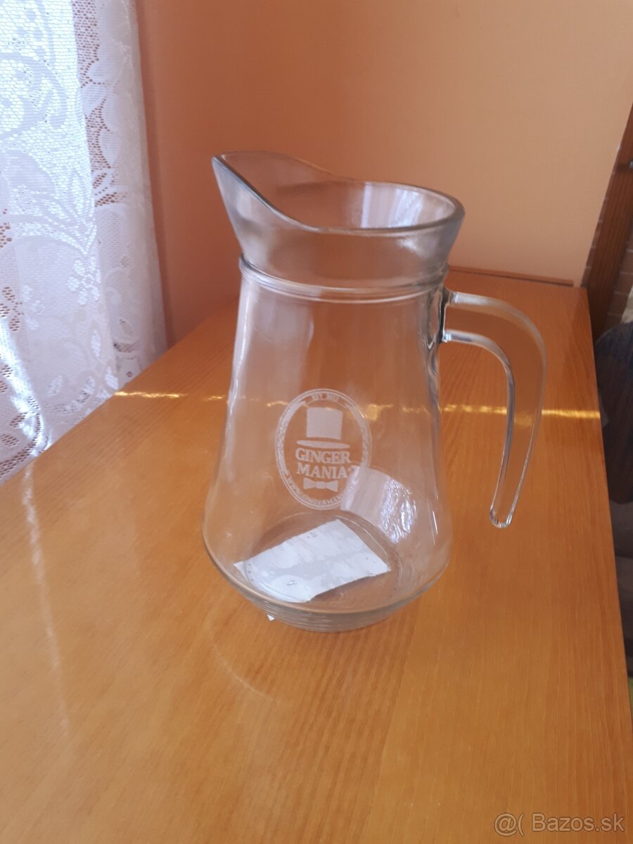 džbán na vodu/džús - 2